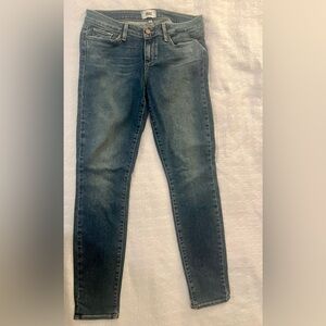 NEW Paige Jeans - Verdugo Mid Rise Ultra Skinny
Perfect Condition, never worn
